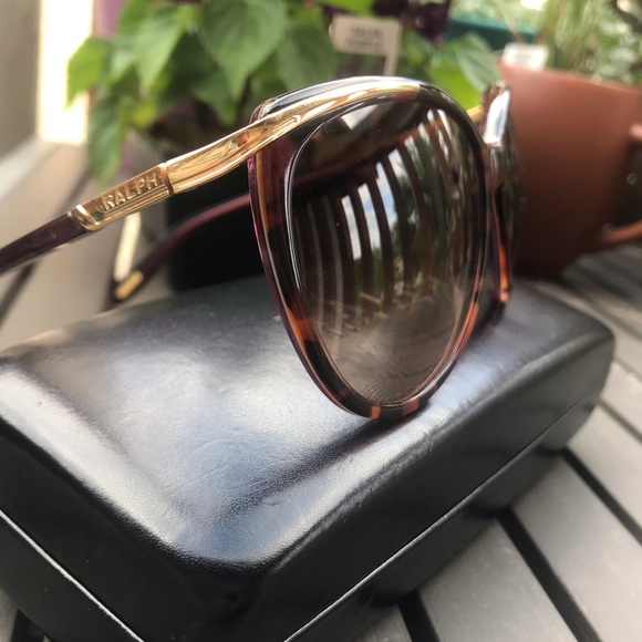 Ralph Lauren Sunglasses - Picture 3 of 8
